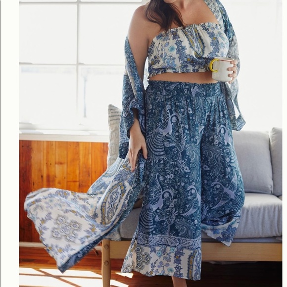 COPY - XL Petite Anthropologie 3 piece lounge set Aurora blue - Picture 1 of 8